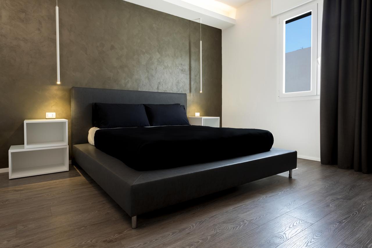 Minimal Couette-café